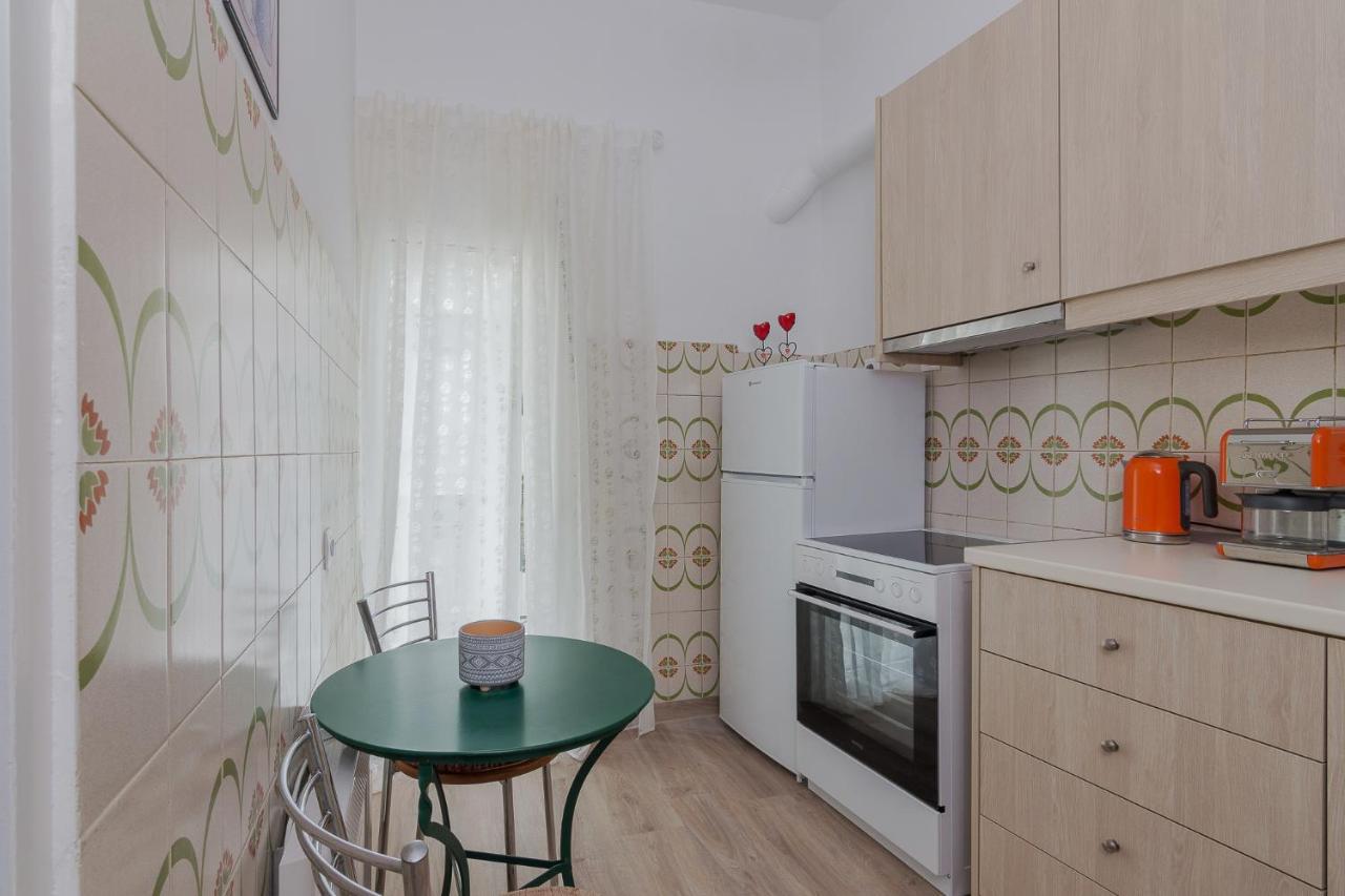 Nice Studio In Pagkrati Athén Kültér fotó